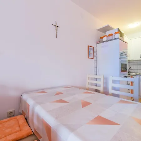 Apartamento Mira Zarok