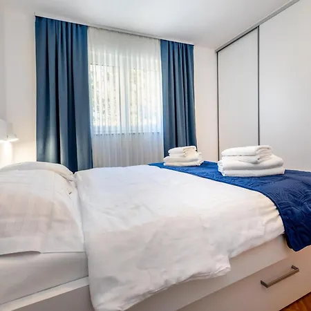 Mira Zarok Apartment Baška