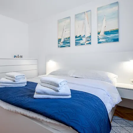 Apartment Mira Zarok Baška